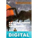 Extranjeros en el universo Clifford D. Simak